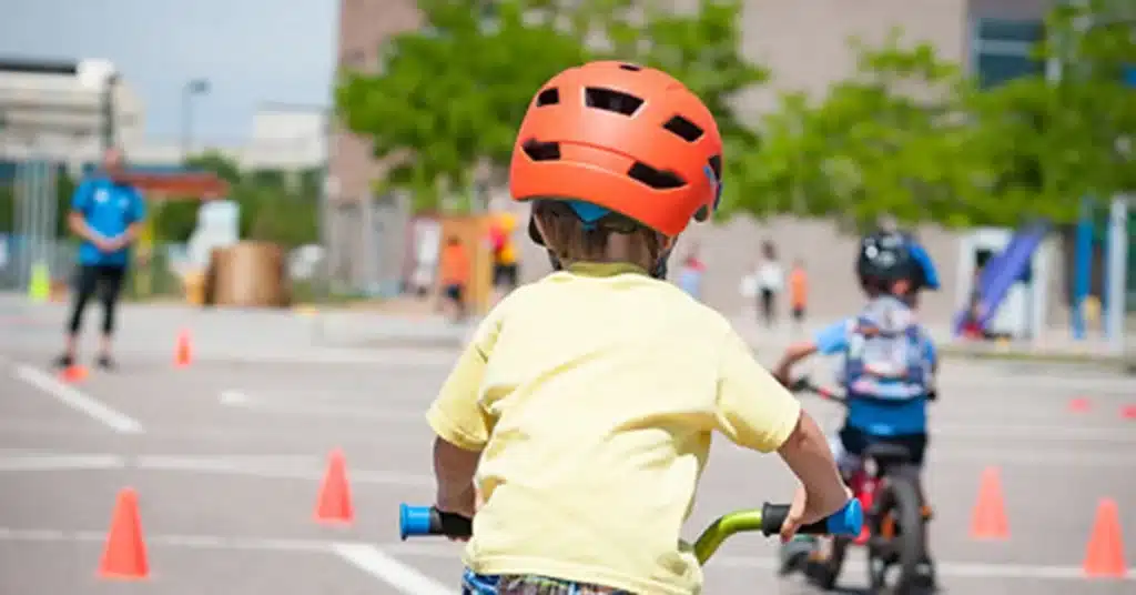 The 4 S's Of Helmet Safety - BC Parent Newsmagazine
