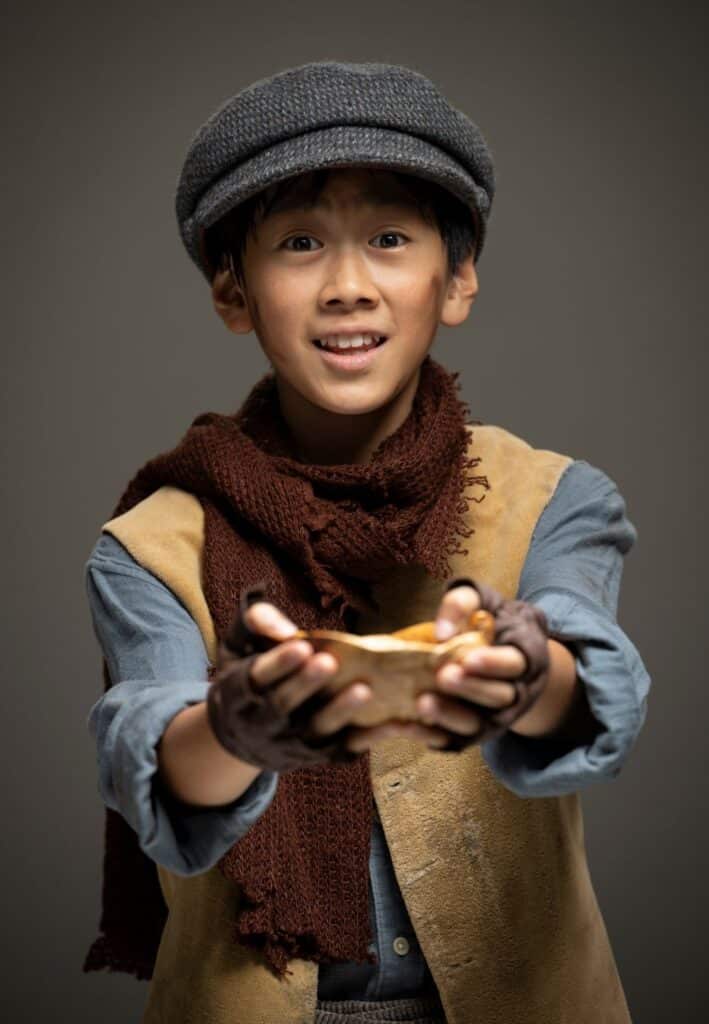 Ricky Wang as Oliver!